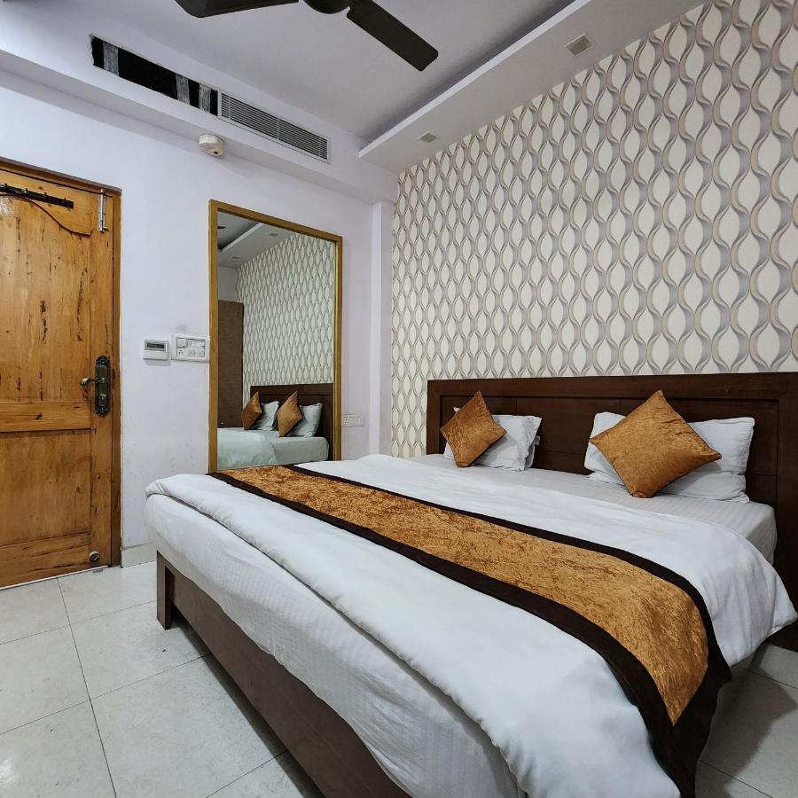 Hotel Royal Afghan Nueva Delhi Exterior foto