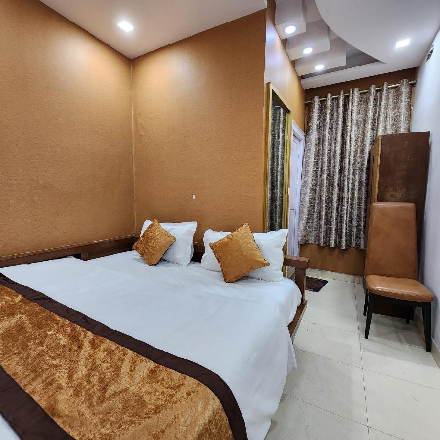 Hotel Royal Afghan Nueva Delhi Exterior foto
