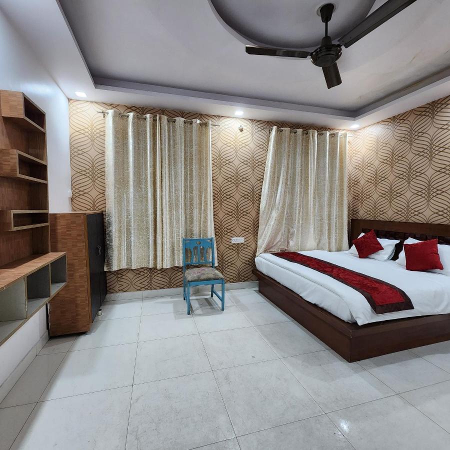 Hotel Royal Afghan Nueva Delhi Exterior foto